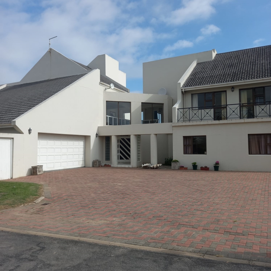 7 Bedroom Property for Sale in Royal Alfred Marina Eastern Cape